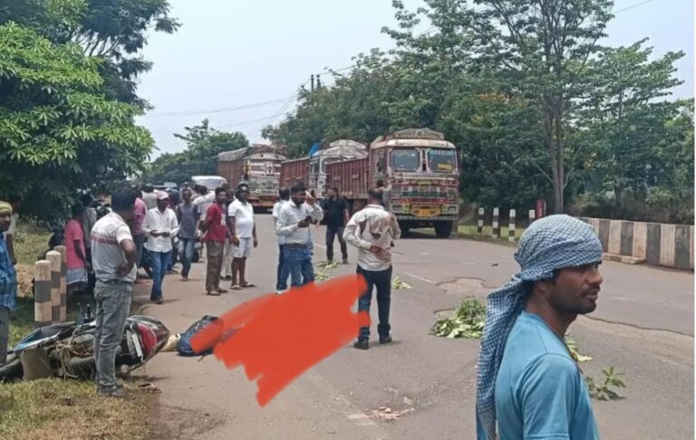 Seraikella-kharsawan: उपायुक्त कार्यालय के समीप सड़क हादसे ने छीनी महिला की जान, अज्ञात वाहन की टक्कर से मौत