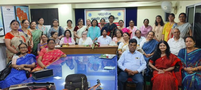 JAMSHEDPUR NEWS: तुलसी भवन में ‘सहयोग’ का भव्य आयोजन, कबीर जयंती पर गूंजे दोहे; अवतार सिंह बोले- ‘कबीर केवल पढ़ने नहीं, जीने का विषय’