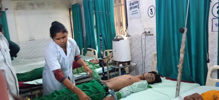 Jharkhand: सात स्कूली छात्र 11 हजार वोल्ट की हाईटेंशन बिजली लाइन की चपेट में आकर झुलसे, दो की मौत