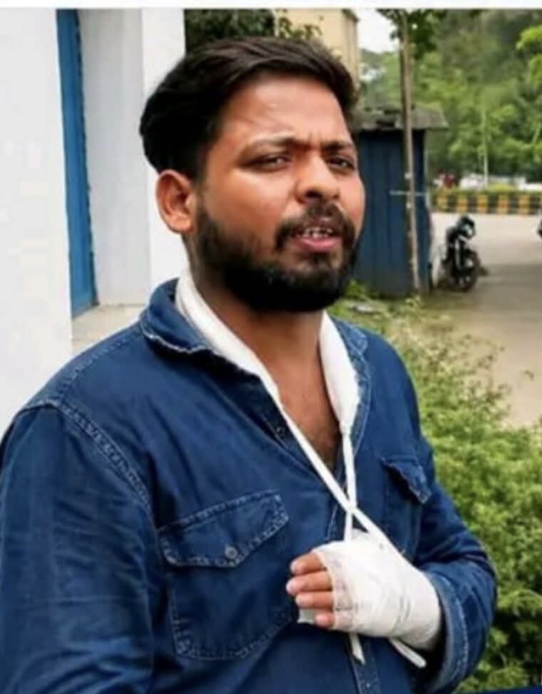 Jamshedpur: गोलमुरी में युवक पर तलवार से जानलेवा हमला, आरोपी की तलाश में जुटी पुलिस