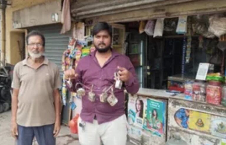 Jamshedpur. मानगो-डिमना रोड बाजार में एक ही रात में करीब 10 से 12 दुकानों के टूटे ताले, पुलिस गश्त पर उठे सवाल