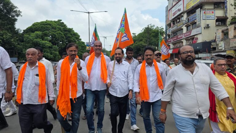 JAMSHEDPUR NEWS: जमशेदपुर में बढ़ते अपराध के खिलाफ जोरदार ‘बंद’, सांसद विद्युत वरण महतो बोले- शहर बन गया है ‘क्राइम जोन’