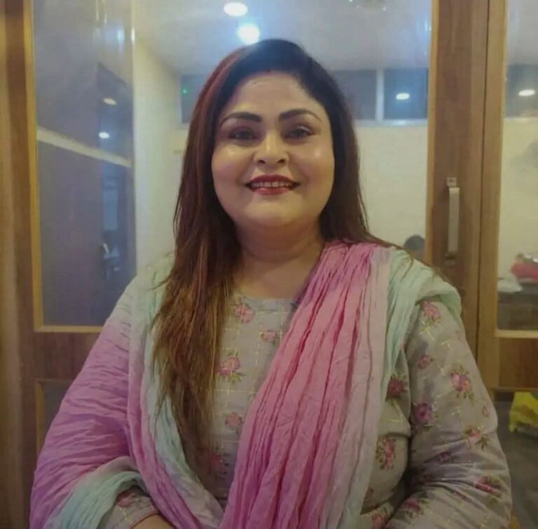 Jamshedpur NEWS: टाटा वर्कर्स यूनियन अध्यक्ष संजीव कुमार उर्फ टुन्नू चौधरी की पत्नी रेणुका चौधरी का निधन, औद्योगिक जगत में शोक की लहर
