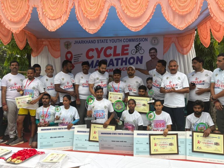 JAMSHEDPUR NEWS: HIV/AIDS जागरूकता के लिए जमशेदपुर में 22 किलोमीटर साइक्लोथोन, सैकड़ों युवाओं ने दिया भेदभाव मिटाने का संदेश