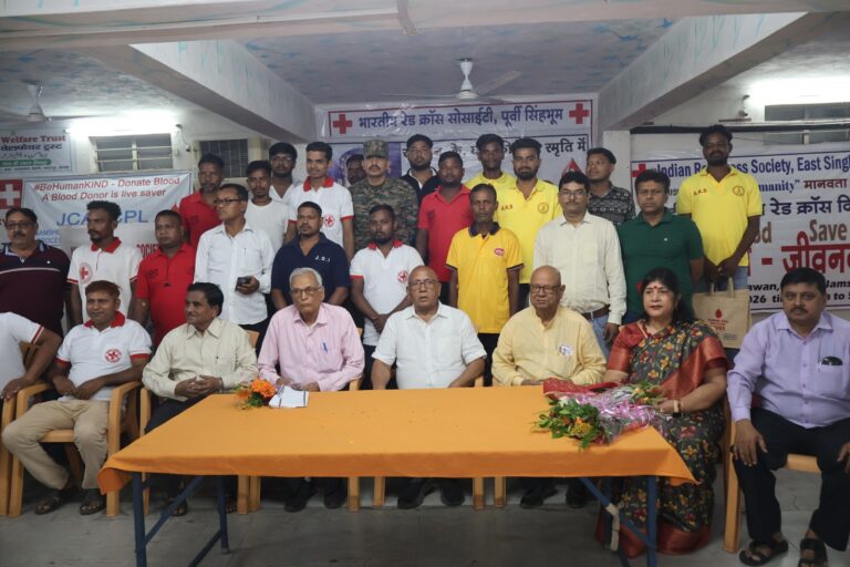 JAMSHEDPUR NEWS :स्वतंत्रता सेनानी स्व. एन.के. घोष की स्मृति में आयोजित हुआ रक्तदान शिविर