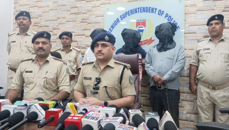 JAMSHEDPUR NEWS: बहरागोड़ा पुलिस की बड़ी कार्रवाई, 1.095 किलो पन्ना के साथ तीन तस्कर गिरफ्तार