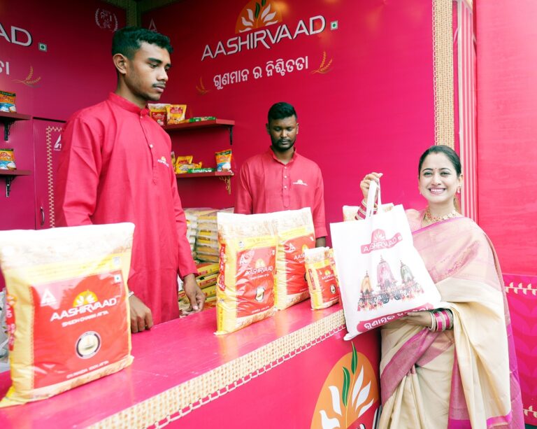 JAMSHEDPUR NEWS: आशीर्वाद का ‘गुणात्मक परंपरा’ अभियान, विश्वकर्मा महाराणा समुदाय की विरासत को मिला सम्मान