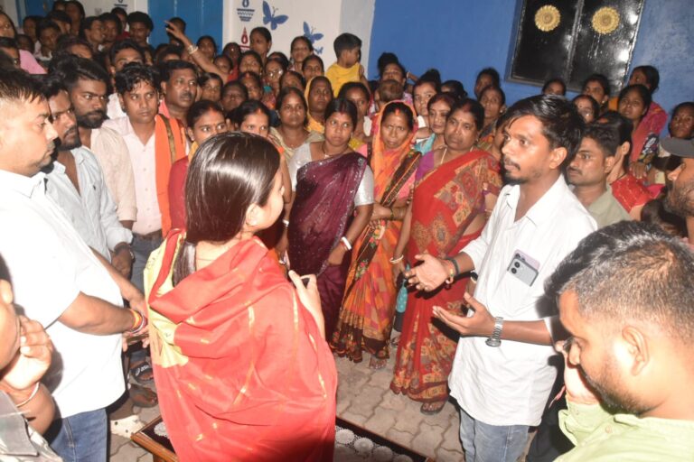 JAMSHEDPUR NEWS: भुइयांडीह के 145 परिवारों को राहत दिलाने मैदान में उतरीं पूर्णिमा साहू, बरसात में बेदखली रोकने और पहले पुनर्वास की मांग