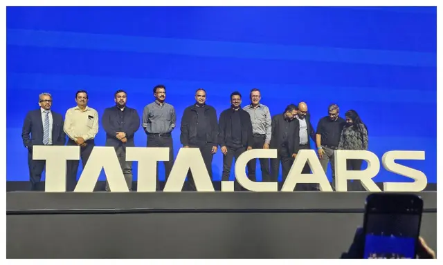Tata motors: टाटा मोटर्स पैसेंजर व्हीकल्स ने पेश की नई ब्रांड पहचान ‘टाटा.कार्स’