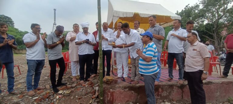 JAMSHEDPUR NEWS :1926 से आस्था की अखंड ज्योति, भूमि पूजन के साथ दुर्गा पूजा की तैयारियां शुरू