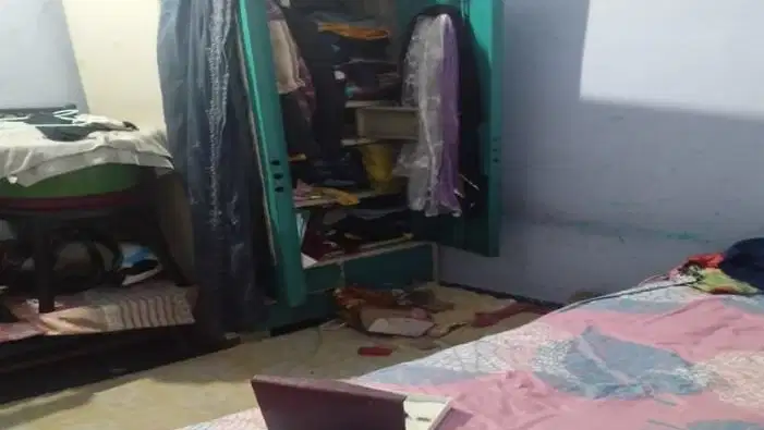Jamshedpur: मेला देखने गया था परिवार, चोरों ने घर का ताला तोड़ लाखों के सोने-चांदी के गहने पर हाथ किया साफ, रेकी के बाद वारदात की आशंका