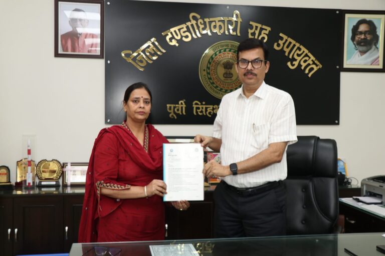 Jamshedpur News :मेयर सुधा गुप्ता के प्रयास से जयपाल कॉलोनी में पेयजल समस्या के समाधान की दिशा में बड़ी पहल