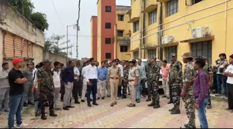 Jharkhand: एमएमसीएच अस्पताल से नवजात बच्चे को दबोचकर उठा ले गया कुत्ता, प्रशासन ने खोजबीन अभियान चलाया, नहीं मिला सुराग
