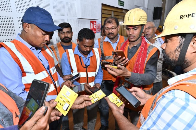 JAMSHEDPUR NEWS: टाटा स्टील के ठेका कर्मचारियों को अब एक क्लिक पर मिलेगी वेतन पर्ची, PF-ESIC और सरकारी योजनाओं की जानकारी, ‘श्रम लाभ’ प्लेटफॉर्म शुरू