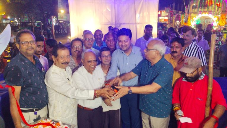 JAMSHEDPUR DURGA PUJA 2026: कदमा के प्रसिद्ध रंकिणी मंदिर में दुर्गोत्सव का शुभारंभ, श्रद्धालुओं के लिए खुले पूजा पंडाल के पट